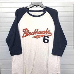 American Eagle Blackhawks Tee 3/4 sleeves
Size L